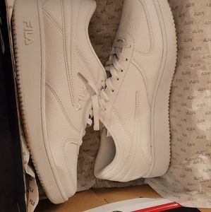 Men's Fila sneakers size 10.5